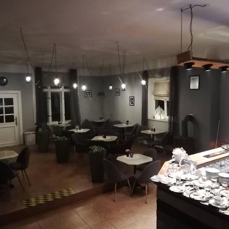 St. Maur Hotell Bečov nad Teplou Exteriör bild